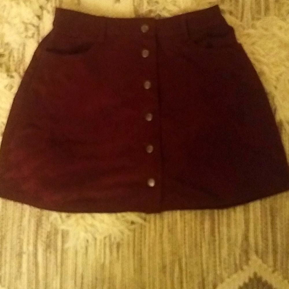 Rue 21 size Medium burgandy skirt
